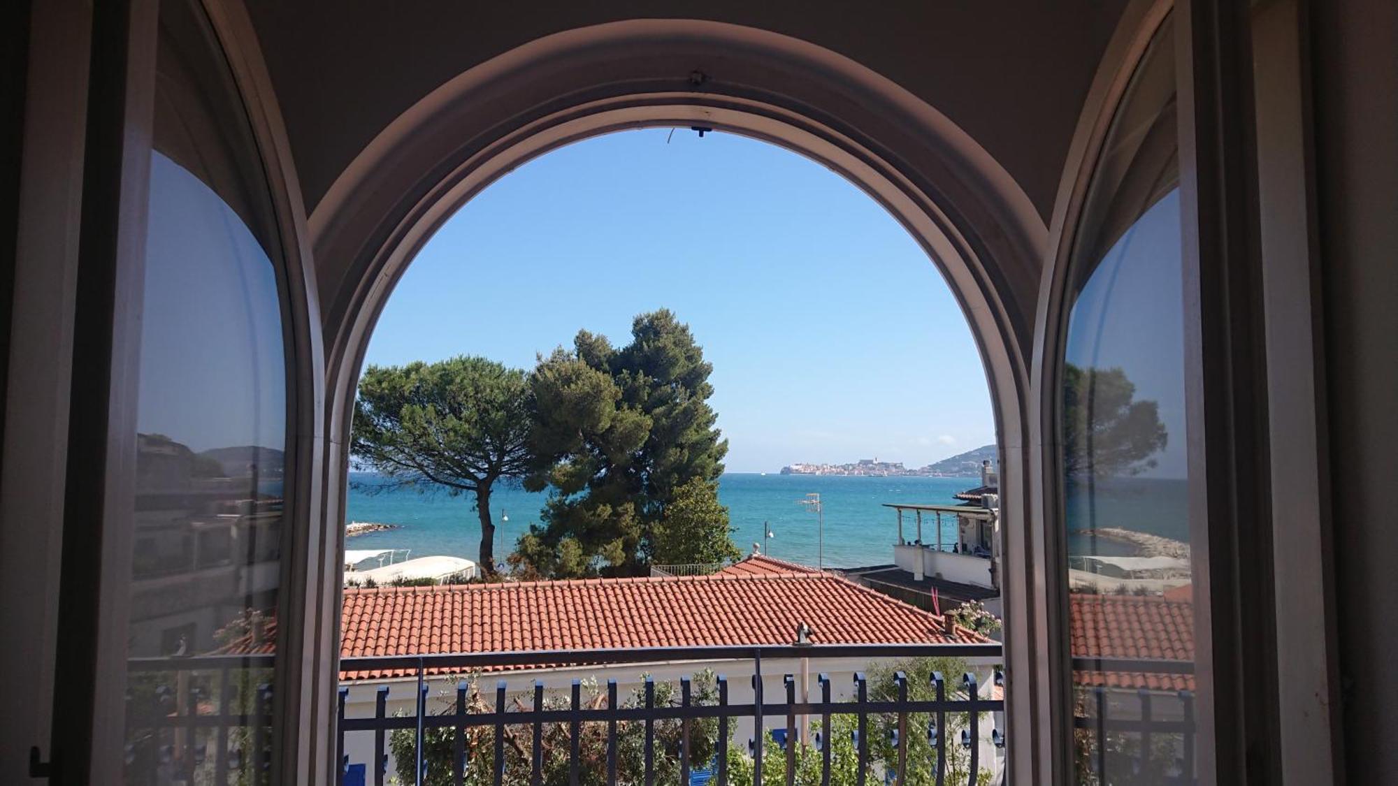 Alloggio Panoramico Sul Mare Di Vindicio Formia Exteriör bild